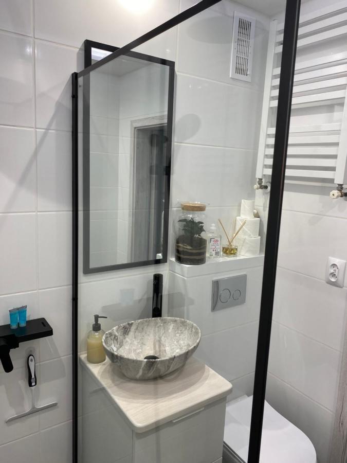 Apartament Blisko Wszedzie Ostrowiec Świętokrzyski المظهر الخارجي الصورة