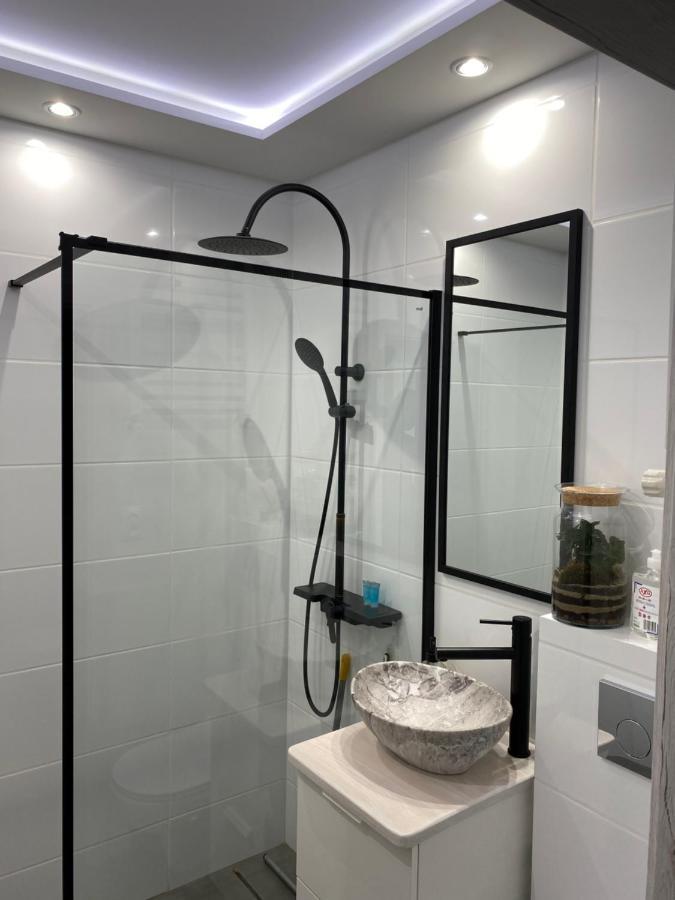 Apartament Blisko Wszedzie Ostrowiec Świętokrzyski المظهر الخارجي الصورة